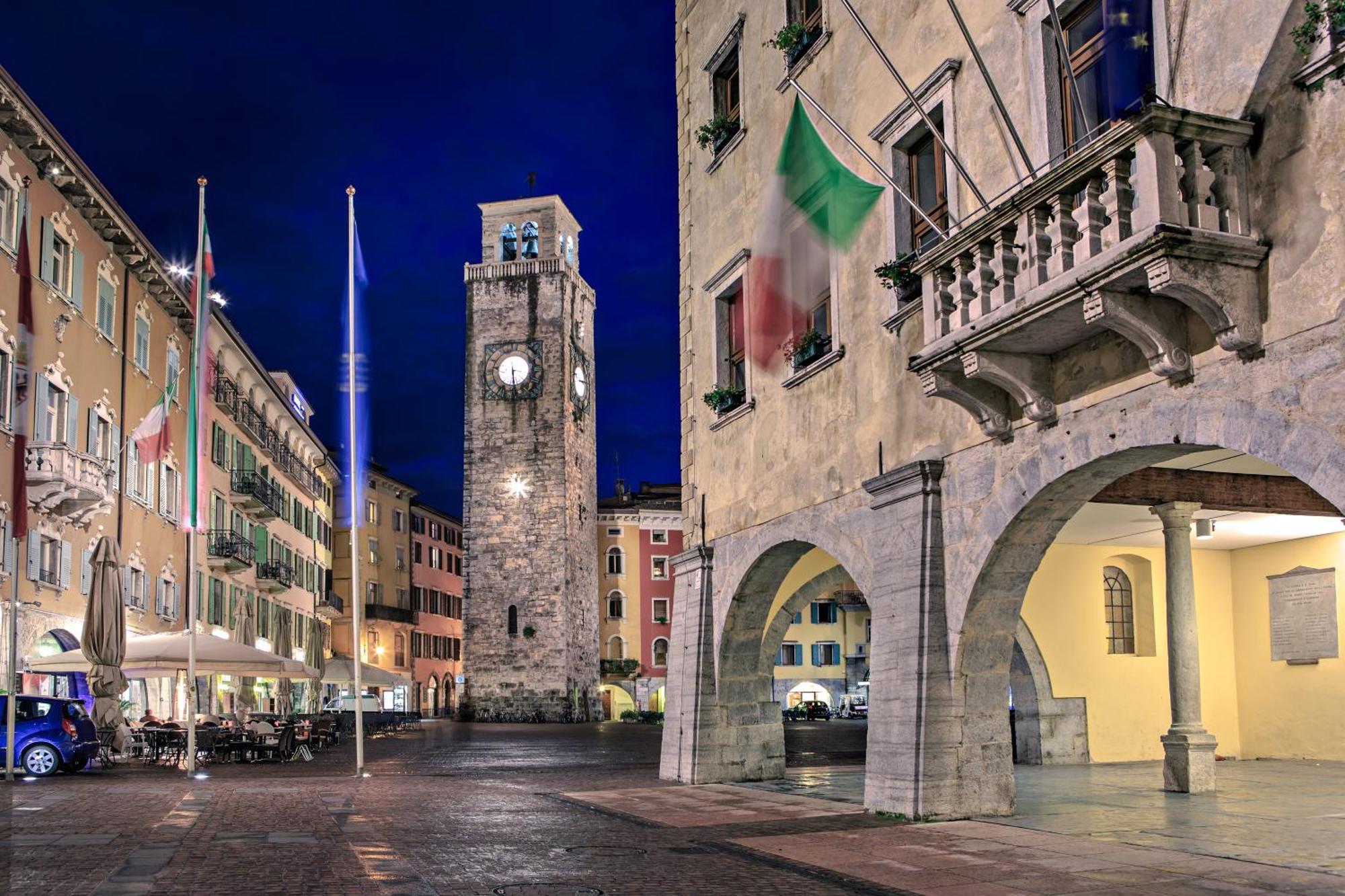 Appartamento Centro Storico Riva - Happy Rentals Exterior foto